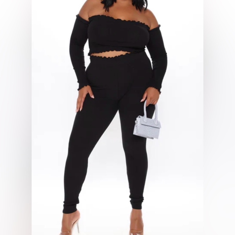 Fashion Nova Black Off-Shoulder Ribbed 2 Piece Set